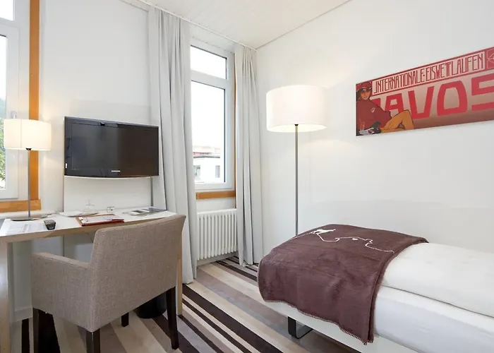 Hotel National By Mountain Hotels